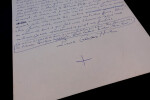 Pierre GAXOTTE, MANUSCRIT AUTOGRAPHE SIGN&Eacute; "LA FRONTIERE ENTRE DEUX TROTTOIRS". Pierre GAXOTTE