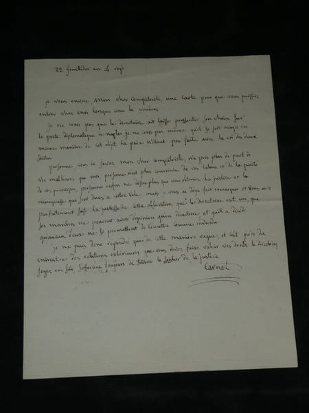 Lazare Carnot - Lettre autographe sign&eacute;e au Directoire – Politique, diplomatie et paix avec Naples, roi des Deux-Siciles - 1796. Lazare Carnot