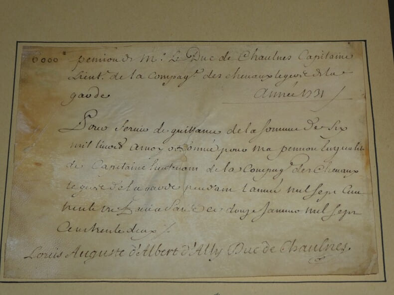 Louis-Auguste d'Albert d'Ailly - Quittance autographe sign&eacute;e - Pension - 1732. Louis-Auguste d'Albert d'Ailly