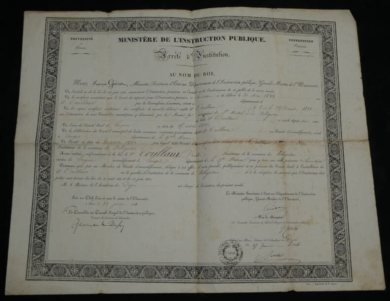 Document sign&eacute; - Minist&egrave;re de l'Instruction Publique Fran&ccedil;ois Guizot 1834. Fran&ccedil;ois Guizot