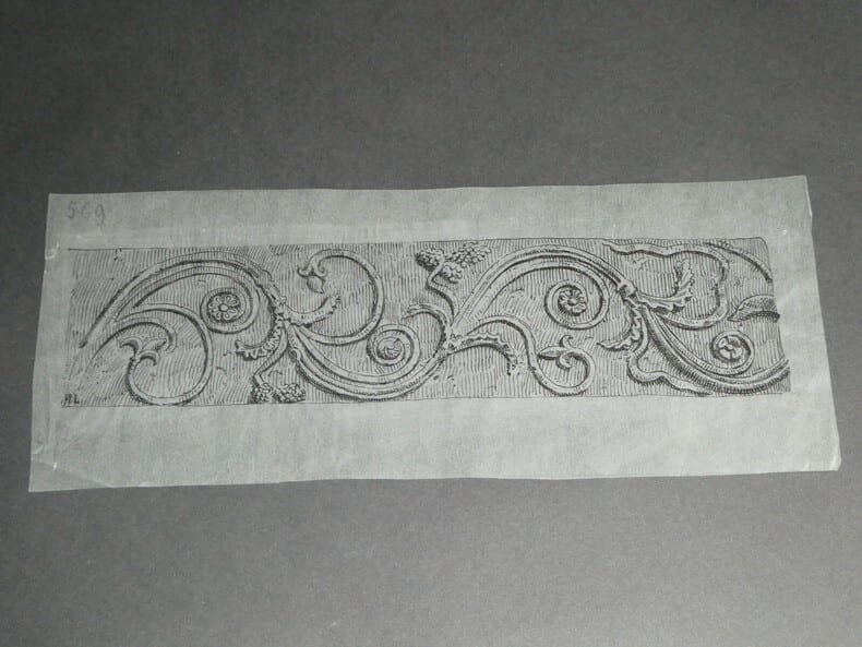 Dessin original sign&eacute; - Rinceau sur une frise de la voie des tombeaux &agrave; Pomp&eacute;i. Louis Henri Laffill&eacute;e