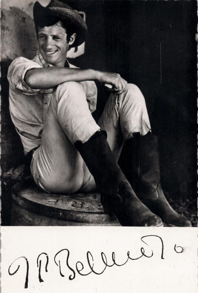 Jean Paul BELMONDO autographe - CARTE POSTALE PHOTOGRAPHIQUE SIGN&Eacute;E de sa main. Jean-Paul BELMONDO
