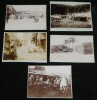 Ensemble de 8 photographies circa 1900 - Tunisie, sc&egrave;nes village anim&eacute;es costume. 