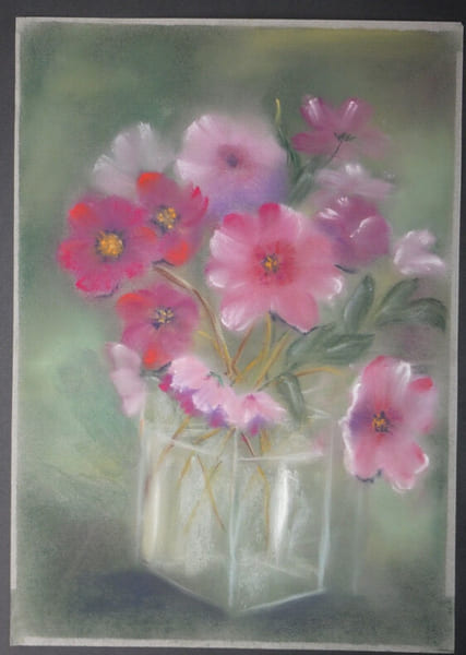 Dessin au fusain original, color&eacute;, bouquet de fleurs roses, non sign&eacute; sur papier. 