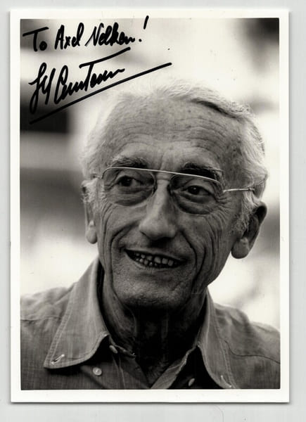 Jacques Yves Cousteau, D&eacute;dicace autographe sign&eacute;e sur Photographie argentique.. Jacques Yves Cousteau