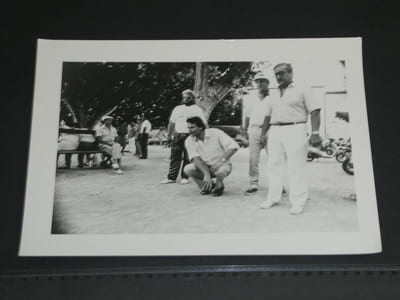 Photographie noir et Blanc d'époque années 70 Angeli, Michel NOIR pétanque