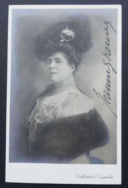 Jeanne GRANIER - D&eacute;dicace sur carte postale. Jeanne GRANIER