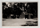 Photographie argentique Ann&eacute;es 60 Madagascar Cases des l&eacute;preux de Manakavaly. 