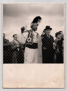 Photographie argentique de 1958 Guinée ou Rwanda : un moment clé de l'histoire africaine. 17,8 x 23,9 cm