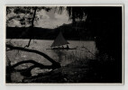 Photographie argentique Ann&eacute;es 60 Madagascar Paysage pirogue c&ocirc;te et mer. 