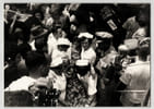 Photographie argentique 1957 Indon&eacute;sie l' expulsion des Hollandais. 