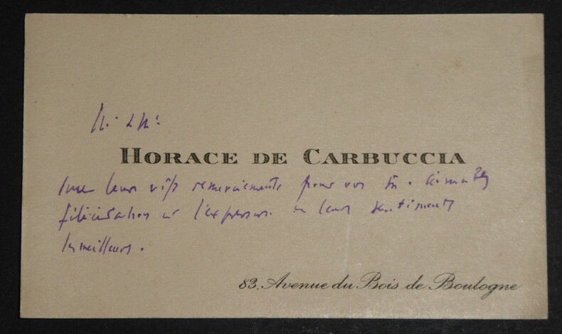 Carte de visite autographe sign&eacute;e. Annotations main.. Horace de Carbuccia