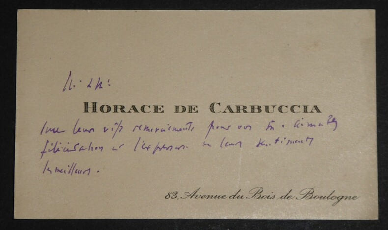 Carte de visite autographe sign&eacute;e. Annotations main.. Horace de Carbuccia