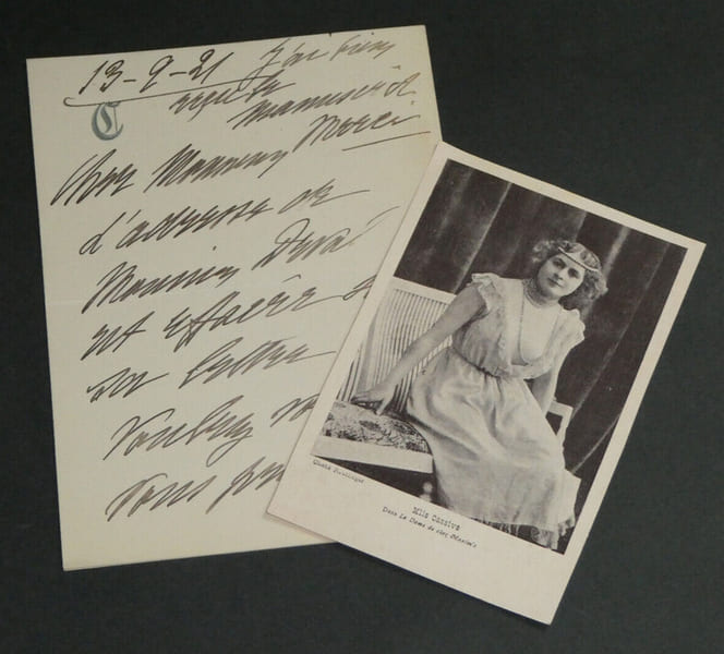 Cassive, actrice - Lettre autographe sign&eacute;e et une coupure de journal, 1921. Armande CASSIVE