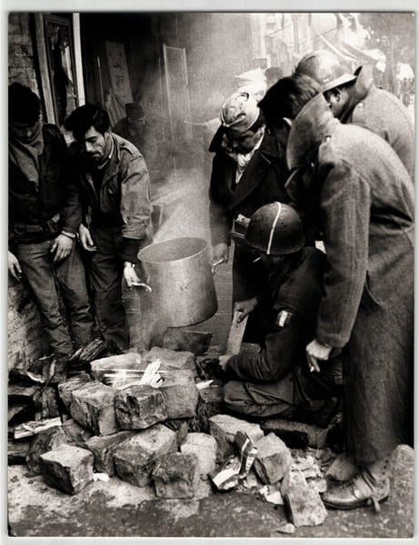 Photographie argentique 1960 La Semaine des barricades Alg&eacute;rie. 