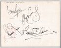 Autographe &agrave; la main de Vera LYNN, Audrey GEANS, Lionel BLAIRE & Reg VARNEY 1971. Vera LYNN, Audrey GEANS, Lionel BLAIRE, Reg VARNEY
