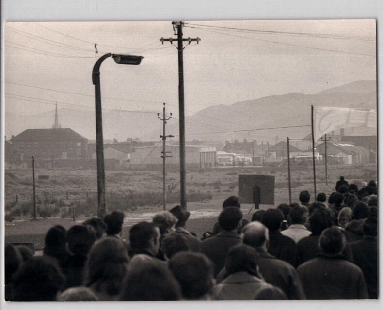 Photographie d'une manifestation en Irlande du nord-f&eacute;vrier 1972 "Bloody Sunday". 
