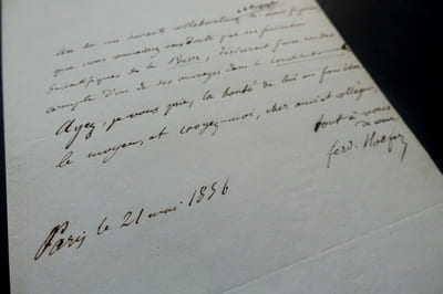 HOEFER Ferdinand - LETTRE AUTOGRAPHE SIGNÉE, A PROPOS DE Louis FIGUIER 1856