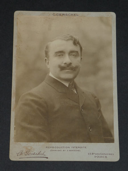 Miguel Zamaco&iuml;s - Photographie format cabinet 14 x 10 cm, par Gerschel, Paris. Miguel Zamaco&iuml;s