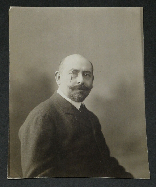 Alfred CAPUS - Photographie BERT Paris 11,4 x 15,5 cm. Alfred CAPUS