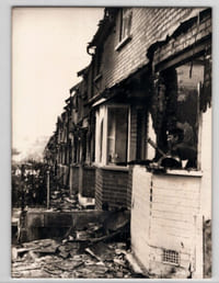 Photographie argentique d'un soldat, Ballymurphy, Irlande 10 aout 1971
