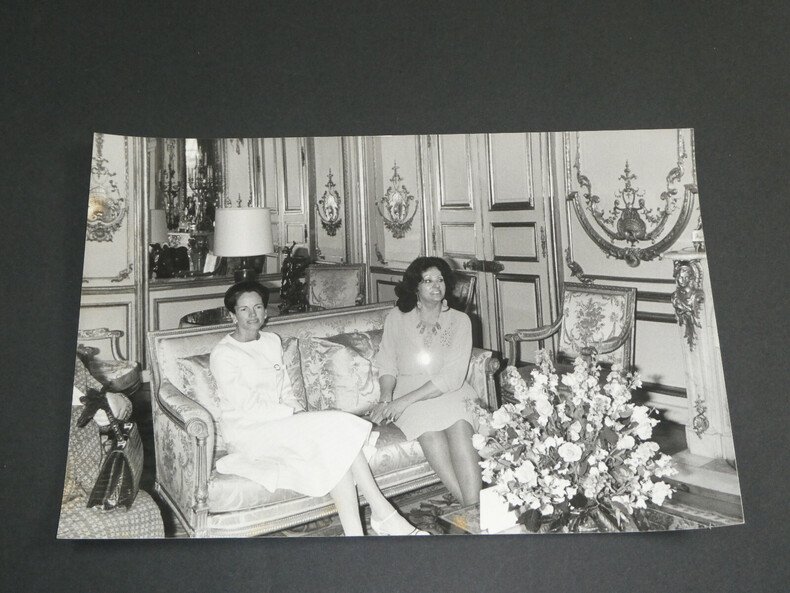 Photographie noir et Blanc ann&eacute;e 1979 SYGMA Philippe Ledru Premi&egrave;re Dame Mexique. Philippe Ledru