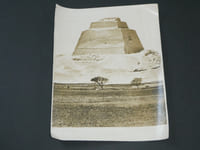 Photographie noir et Blanc d'époque années 70 STERN, Pyramide