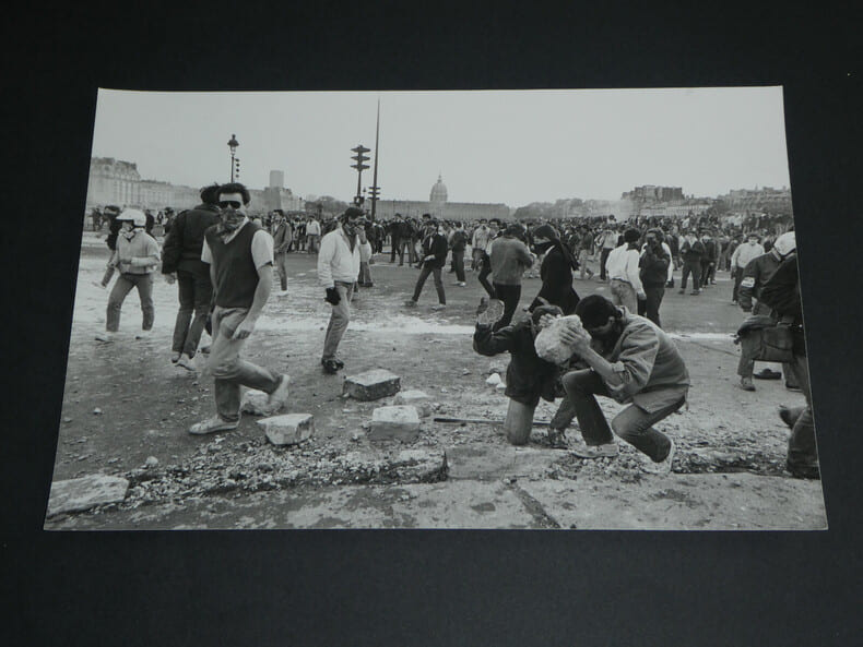 Photographie noir et Blanc ann&eacute;es 70/80 SYGMA Patrick Chauvel Manif Savary 1983. Patrick Chauvel