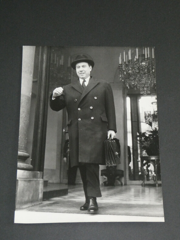 Photographie noir et Blanc ann&eacute;es 70/80 AGIP. 