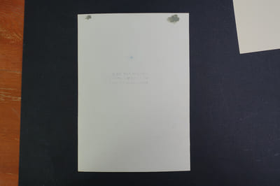 Marcel ACHARD - PHOTO ORIGINALE AVEC MOT AUTOGRAPHE SIGNÉ 12,5X17,6CM