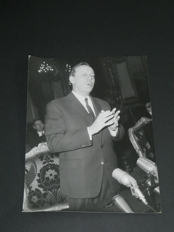 Photographie noir et Blanc ann&eacute;es 70/80 AGIP Robert Cohen. Robert Cohen