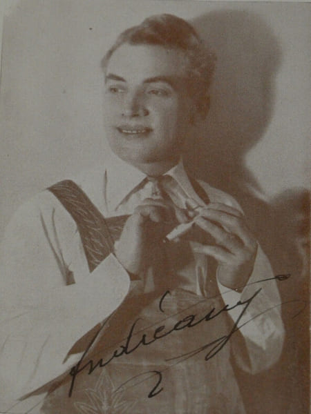 Andr&eacute;any. Signature autographe originale sur papier, photographie "Le roi des tyroliens". ANDR&Eacute;ANY