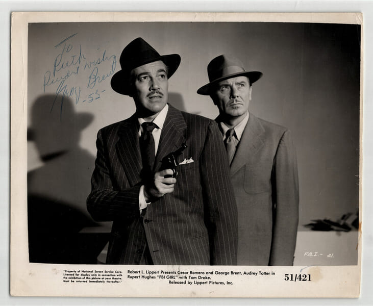 George Brent - Photographie d&eacute;dicac&eacute;e et sign&eacute;e 24,9 x 20,1 cm. George Brent