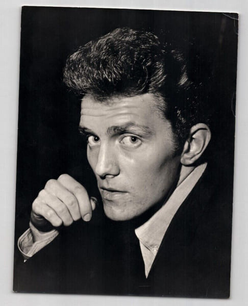 Photographie en noir et blanc d'Alvin Stardust - Lettercode FoL. Alvin Stardust