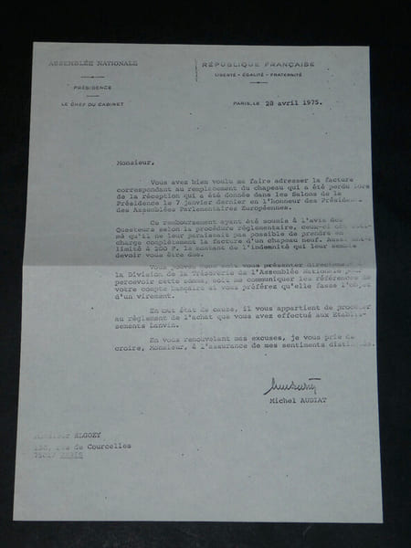 Michel AUDIAT - Lettre dactylographi&eacute;e sign&eacute;e &agrave; Mr ELGOZY - Chapeau perdu - 1975. Michel AUDIAT