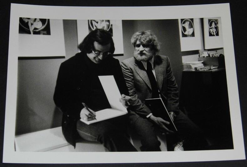 Yvette TROISPOUX - Photographie Portrait de 2 personnes non identifi&eacute;es - ann&eacute;es 1970/80 - Photo argentique avec tampon copyright. Yvette TROISPOUX