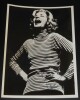 BACALL Lauren - PHOTOGRAPHIE AUTOGRAPHE SIGNEE 15 x 20.5 cm.. BACALL Lauren