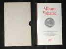 Album Voltaire - La Pl&eacute;iade - &Eacute;tui, jaquette et rhodo&iuml;d. Jacques van den Heuvel