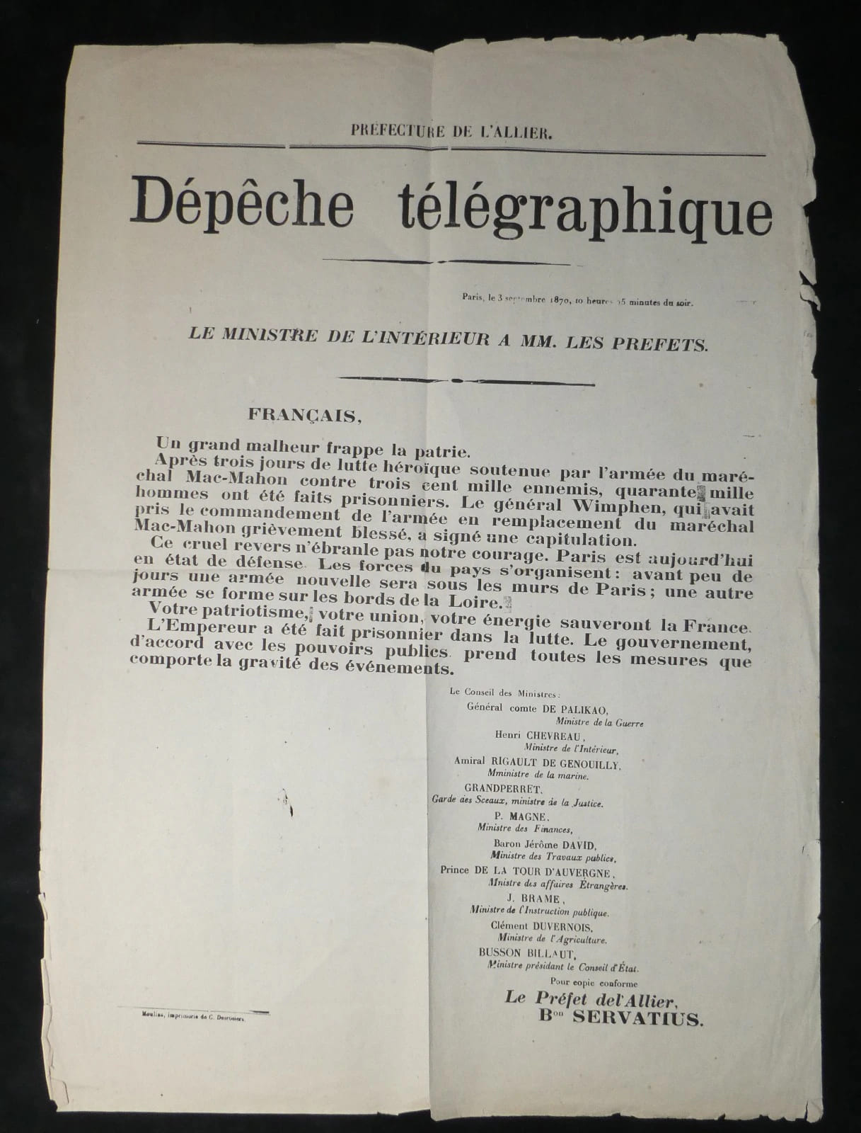 Affiche - D&eacute;p&ecirc;che t&eacute;l&eacute;graphique annon&ccedil;ant Sedan - Pr&eacute;fecture de l'Allier - 1870. Pr&eacute;fecture de l'Allier / Imprimerie C. Desrosiers