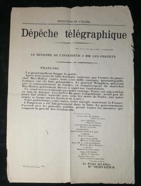 Affiche - D&eacute;p&ecirc;che t&eacute;l&eacute;graphique annon&ccedil;ant Sedan - Pr&eacute;fecture de l'Allier - 1870. Pr&eacute;fecture de l'Allier / Imprimerie C. Desrosiers
