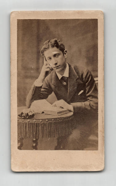 Photographie d'&eacute;poque format carte de visite - Le Prince Imp&eacute;rial adolescent &agrave; l'&eacute;tude (Tirage anonyme d'apr&egrave;s le clich&eacute; d'E. Appert) - XIX&egrave;me si&egrave;cle. ...