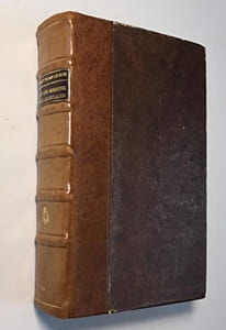 Mémoires utiles et nécessaires, tristes et consolans, sur les missions des Indes Orientales, etc. Dressés selon l'Ordre des Supérieurs, et sur l'instance des Capucins missionnaires aux Indes. Memoriali utili e necessarii aflittivi e consolanti, rispetto alle Missioni delle Indie Orientale. Suivi de: Oraison funèbre de Monseigneur de Visdelou Jésuîte, évêque de Claudiopolis, vicaire apostolique en Chine, &c., décédé à Pondicheri, le 11 novembre 1737, & inhumé dans l'église des RR.PP. Capucins, missionnaires apostoliques & curés. Prononcée le onze décembre suivant : avec des notes, instructions & relations curieuses (...). Imprimée par les soins d'un seigneur, parent du même évêque.