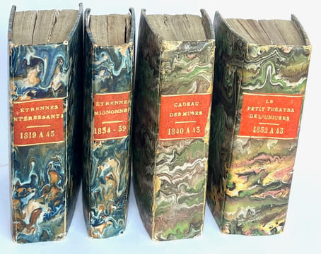 [COLLECTION D'ALMANACHS MINIATURES] Et rennes mignones (1834, 1839). Cadeau des muses (1840, 1842, 1843). Etrennes intéressantes (1819, 1834, 1843) ; ...