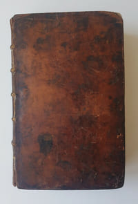 Nouveau Traité de Navigation, contenant la Théorie et la Pratique du Pilotage. Par M. Bouguer, de l'Académie Royale des Sciences, de la Société Royale de Londres, & Honoraire de l'Académie de Marine, ci-devant Hydrographe du Roi au Port du Croisic & au Havre-de-Grace. Revu & Abrégé par M. L'Abbé de La Caille de la même Académie Royale des Sciences, &c. Avec Figures en Taille-douce.