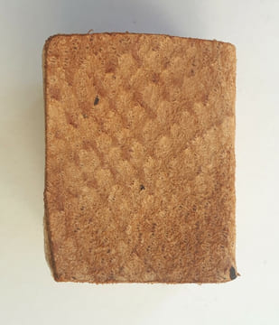 Manuscrit religieux islamique.. [MINIATURE MANUSCRIPT QU'RAN/MINUSCULE CORAN MANUSCRIT]