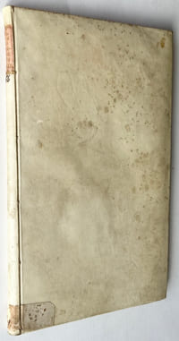 Accurate vorstellung der sämtlichen churfürst trouppen. Accurate Vorstellung der Samtlichen Churfürsts Sächsitz : TROUPPEN. Worinnen zur eigentlichen Kentnis der Uniform von jedem Regimente ein Officier und Semeiner in völliger Montirung und ganzer Statur nach dem Leben abgebildet sind.  Nebst beigefügter Nachricht der Urkunde. 1.) Von der Stiftung. 2). denen Chefs 3) der Stärcke und. 4) der in Friedenszeiten habenden Garni?ons jeden Regiments oder separirten corps heraus gegeben und gezeichnet von. Carl Aug. v. Danowsky Lieut. ci devant des Ingen. [Présentation précise de l'ensemble des troupes de l'électorat de Saxe. Dans laquelle, pour la connaissance réelle de l'uniforme de chaque régiment, un officier et un semainier sont représentés en action en tenue complète et en pleine stature. Avec le message joint du certificat. 1.) De la fondation. 2). Des chefs.  3) de force et. 4) De la garnison en temps de paix de chaque régiment ou en corps séparé.  Délivré et signé par Carl Aug. V. Danowsky, Lieutenant ci devant Ingénieur.] [[Precise presentation of all the troops of the electorate of Saxony. In which, for the actual acquaintance with the uniform of each regiment, an officer and a weekman are represented in action in full dress and in full stature. With the certificate message attached. 1.) From the foundation. 2). Chiefs. 3) by force and. 4) Of the peacetime garrison of each regiment or separate corps. Issued and signed by Carl Aug. V. Danowsky, Lieutenant Engineer.]