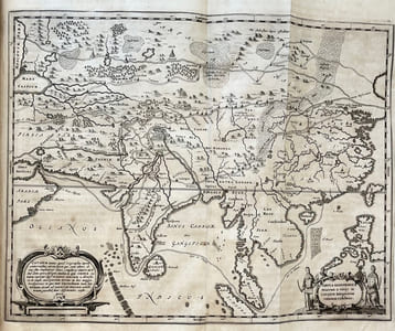 La Chine, illustrée de plusieurs monuments tant sacrés que profanes, et de quantité de recherchés de la nature et de l'art. Quoy on à adjousté de nouveau les questions curieuses que le serenissime grand duc de Toscane a fait dépuis peu au P. Jean Grubere touchant ce grand empire. Avec un dictionaire chinois et françois, lequel est tres rare, et qui n'a pas encores paru au jour.