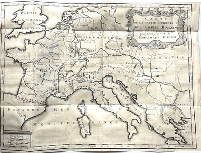 Vie de l'Empereur Julien. Avec deux cartes géographiques dressées pour l'intelligence des évenemens qui y sont rapportés.