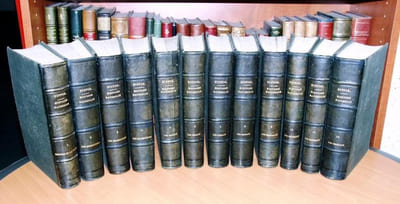 Oeuvres complètes de Buffon avec la nomenclature Linnéenne et la classification de Cuvier, revues sur l'édition in-4° de l'imprimerie royale et annotées par M. Flourens.