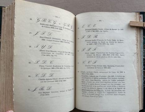 Dictionnaire des devises ecclésiastiques.. TAUSIN, Henri.
